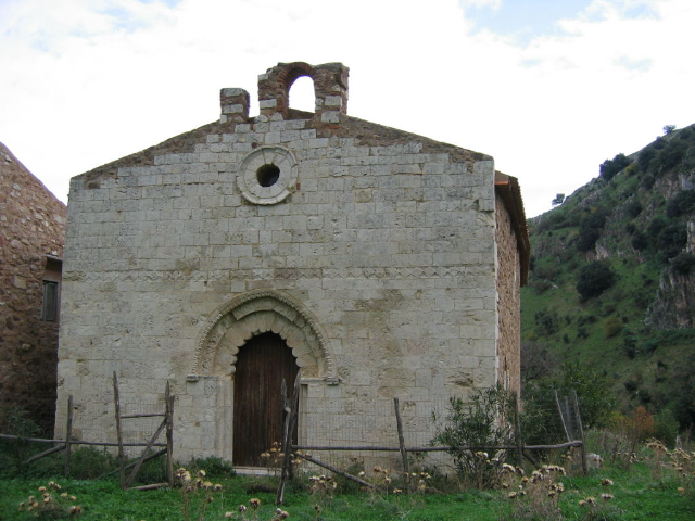 Chiesa di Santa Maria della Cava - fronte di Geraci Siculo